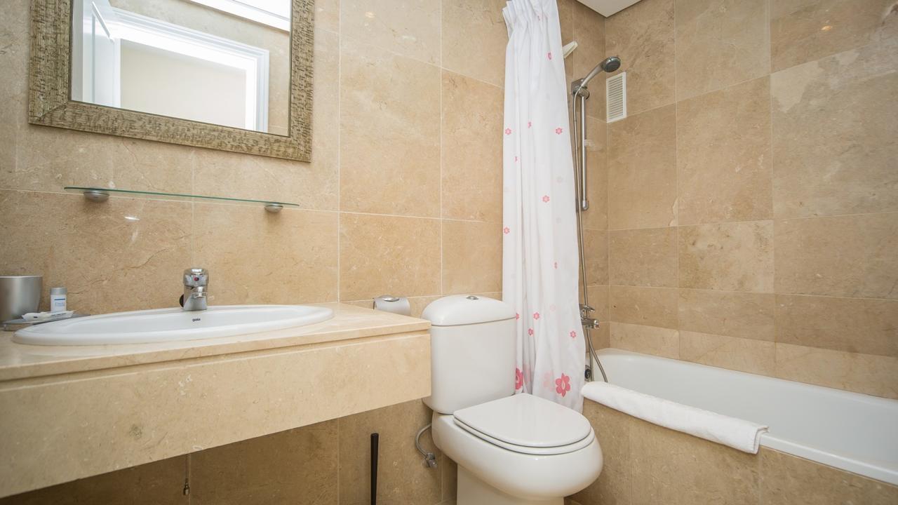 Marina Real 124 Apartment Manilva Luaran gambar